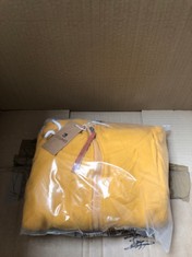 QTY OF ADULTS CLOTHING TO INCLUDE YELLOW ZIP UP HOODIE FOR WOMEN - RRP £250: LOCATION - E