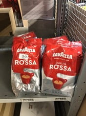 6 X LAVAZZA, QUALITÀ ROSSA, COFFEE BEANS, WITH AROMATIC NOTES OF CHOCOLATE AND DRIED FRUIT, ARABICA AND ROBUSTA, INTENSITY 5/10, MEDIUM ROASTING, 1 KG. SOME ITEMS MAY BE PAST BEST BEFORE DATE: LOCATI