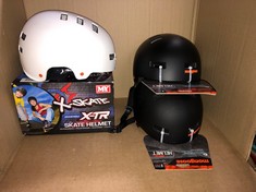 QTY OF ITEMS TO INCLUDE MONGOOSE URBAN YOUTH/ADULT HARDSHELL HELMET FOR SCOOTER, BMX, CYCLING AND SKATEBOARDING, MENS AND WOMENS, KIDS 8+ YEARS OLD, BLACK/ORANGE, MEDIUM/56-59CM: LOCATION - RACK F