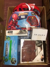 QTY OF ITEMS TO INCLUDE SPIDERMAN ART CSE 50 PIECES: LOCATION - D