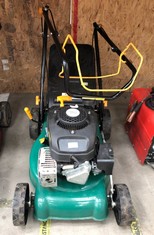 KINGFISHER PETROL POWERED LAWN MOWER MODEL FPLMP138: LOCATION - LEFT RACK(COLLECTION OR OPTIONAL DELIVERY AVAILABLE)