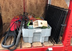 QTY OF ASSORTED GARDEN ITEMS TO INCLUDE JDW PRESSURE WASHER MODEL QL3100EB: LOCATION - LEFT RACK(COLLECTION OR OPTIONAL DELIVERY AVAILABLE)