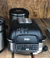 NINJA GRILL + DAEWOO MULTI COOKER:: LOCATION - LEFT RACK(COLLECTION OR OPTIONAL DELIVERY AVAILABLE)