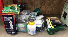 QTY OF GARDEN ITEMS TO INCLUDE ROUNDUP READY TO USE WEED KILLER:: LOCATION - RACK(COLLECTION OR OPTIONAL DELIVERY AVAILABLE)