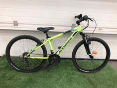 ROCKRIDER ST500 SPORT TRAIL JUNIOR BIKE 18 SPEEDS: LOCATION - FLOOR(COLLECTION OR OPTIONAL DELIVERY AVAILABLE)