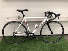 VELOCE ROAD BIKE : LOCATION - FLOOR(COLLECTION OR OPTIONAL DELIVERY AVAILABLE)