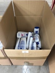 QTY OF NIVEA CASHMERE & COTTONSEED OIL SHOWER CARE - COLLECTION ONLY - LOCATION RIGHT RACK