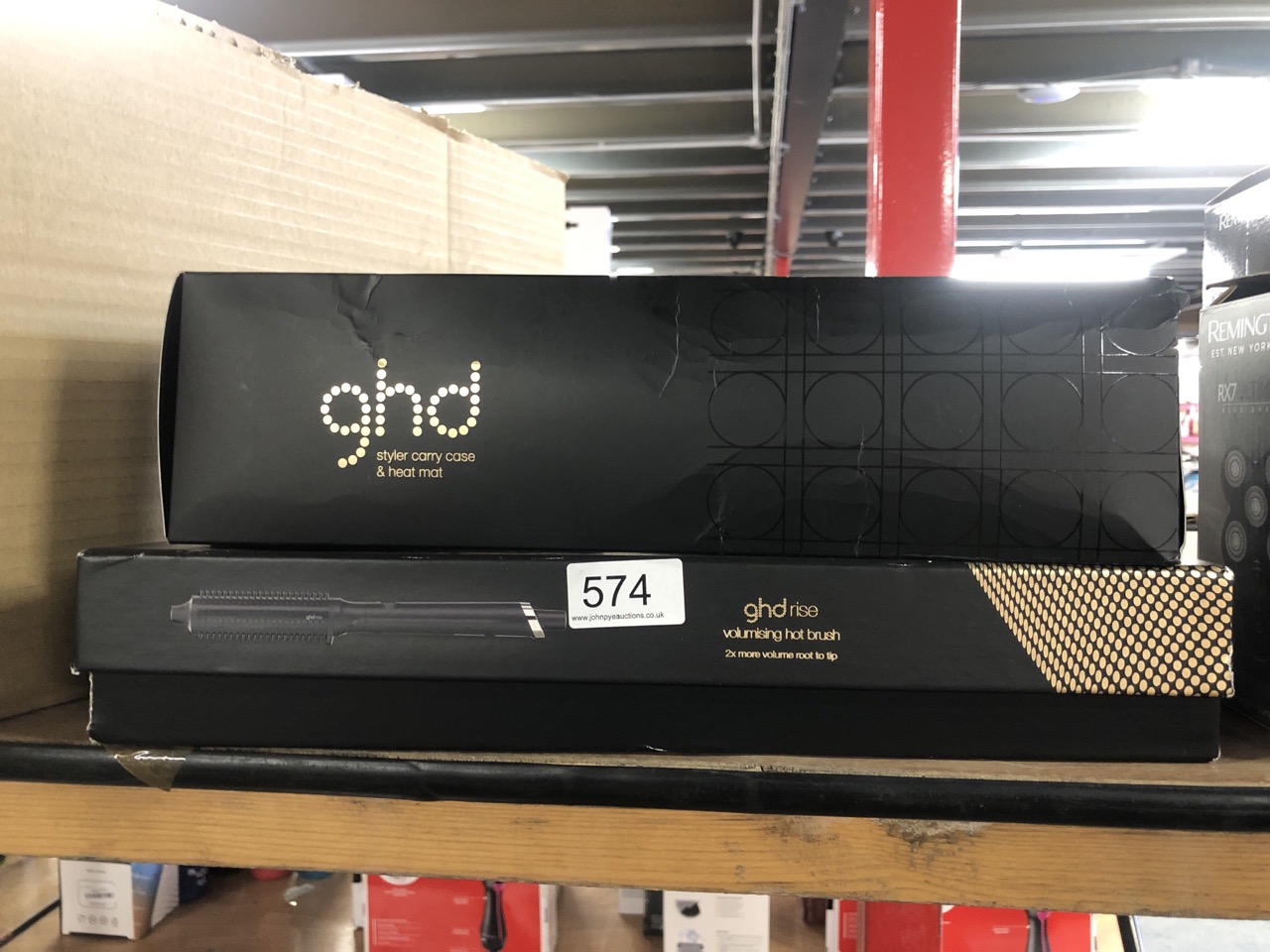 John Pye Auctions QTY OF ITEMS TO INCLUDE GHD HAIR STRAIGHTENER HEAT