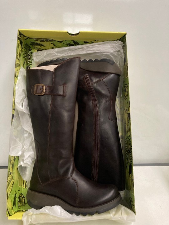 John Pye Auctions - 2 X FLY LONDON BOOTS IN RUG DK.BROWN IN SIZE (37)