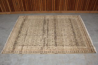 JIMMY LARGE FLOOR RUG IN NATURAL MULTI : SIZE 270 X 360CM - RRP £3495: LOCATION - D2