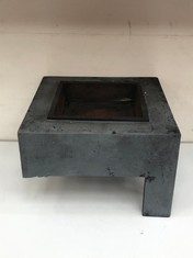 SQUARE FIREBOWL & SQUARE CEMENT CONSOLE 40CM (COLLECTION OR OPTIONAL DELIVERY)