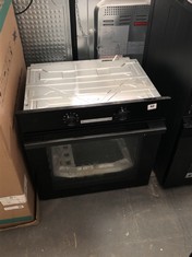 HISENSE BUILT IN SINGLE OVEN IN BLACK - MODEL NO. BI62212ABUK - RRP £229 (COLLECTION OR OPTIONAL DELIVERY)