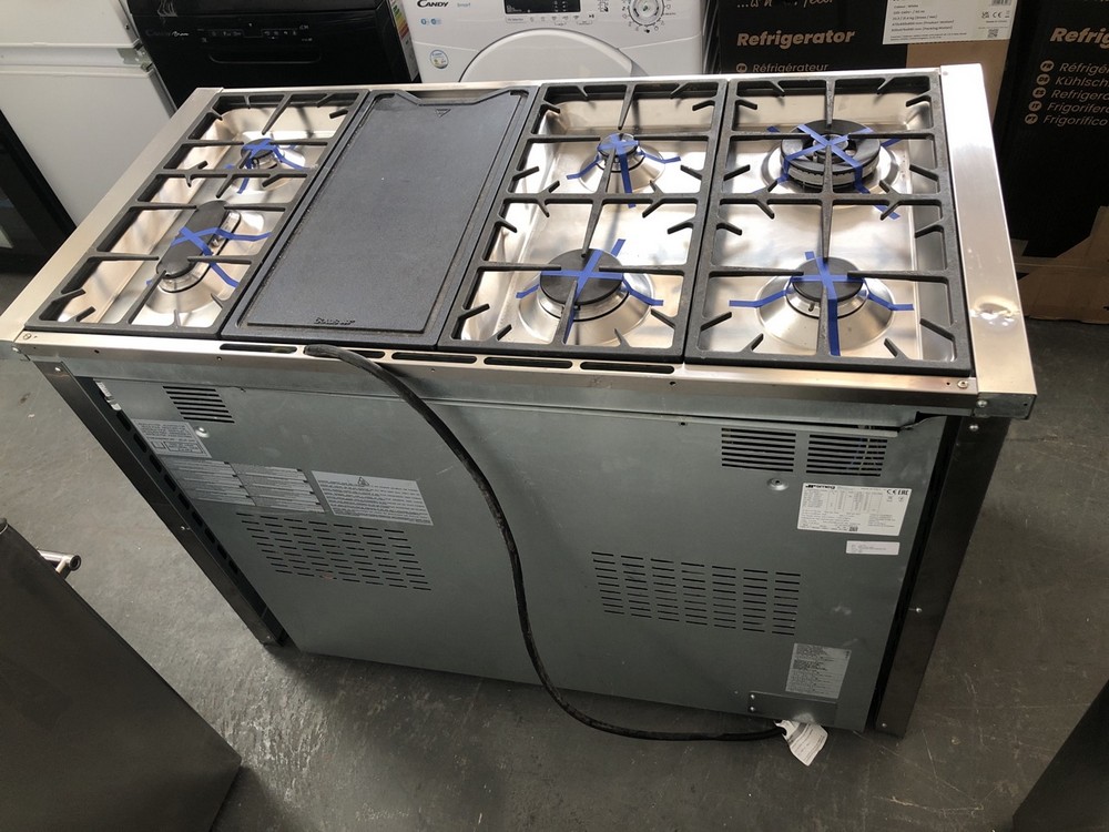 John Pye Auctions SMEG OPERA 120CM DUAL FUEL RANGE COOKER IN