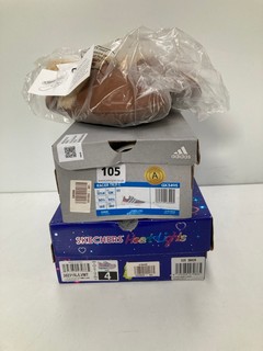 3 X FOOTWEAR TO INCLUDE ADIDAS TRAINERS IN GREY/WHITE/PINK IN SIZE (US12.5K/UK14K)  SKECHERS/JOHN LEWIS SLIPPERS