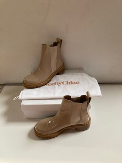 PAIR SEE BY CHLOE MALLORY CHELSEA BOOTS SIZE 38 EU