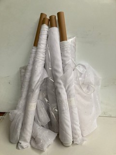 4 X ASSORTED FABRIC BOLTS TO INCLUDE 91CM MOSCOW WHITE TO INCLUDE 4 ROLLS OF FABRIC IN WHITE