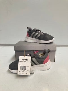 ADIDAS TRAINERS RACER TR21C SIZE UK 12 CHILDRENS