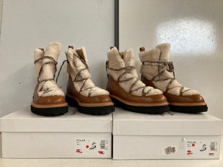 4 X PAIRS OF  BOOTS TO INCLUDE KIN PALM WHOF BOOTS SIZE 38 EU