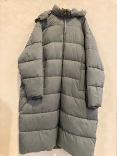 THYME GREEN LONG PUFFER JACKET GIRLFRIEND COLLECTIVE SIZE 6XL RRP £220.00