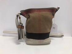 BURBERRY, ASHBY BUCKET BEIGE CHECKED CANVAS BAGS WITH CREAM LEATHER ADJUSTABLE. ITEM TO INCLUDE POCHETTE ATTACHED WITH AN ESTIMATED SIZE OF 22*23*12CM (ITEM INCLUDES A CERTIFICATE OF AUTHENTICITY) OA