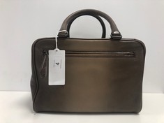 BOTTEGA VENETA, BRERA BAG BROWN GOATSKIN LEATHER HANDBAG WITH BROWN LEATHER. ITEM TO INCLUDE DUSTBAG WITH AN ESTIMATED SIZE OF 25*17*12CM (ITEM INCLUDES A CERTIFICATE OF AUTHENTICITY) AAY1645