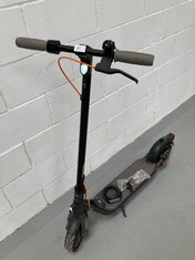ELECTRIC SCOOTER NINEBOT KICKSCOOTER BLACK COLOUR (CHARGER NOT INCLUDED).