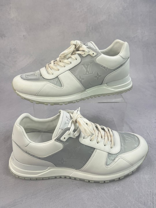 Louis Vuitton Run Away Sneakers - Size 7  (VAT ONLY PAYABLE ON BUYERS PREMIUM)