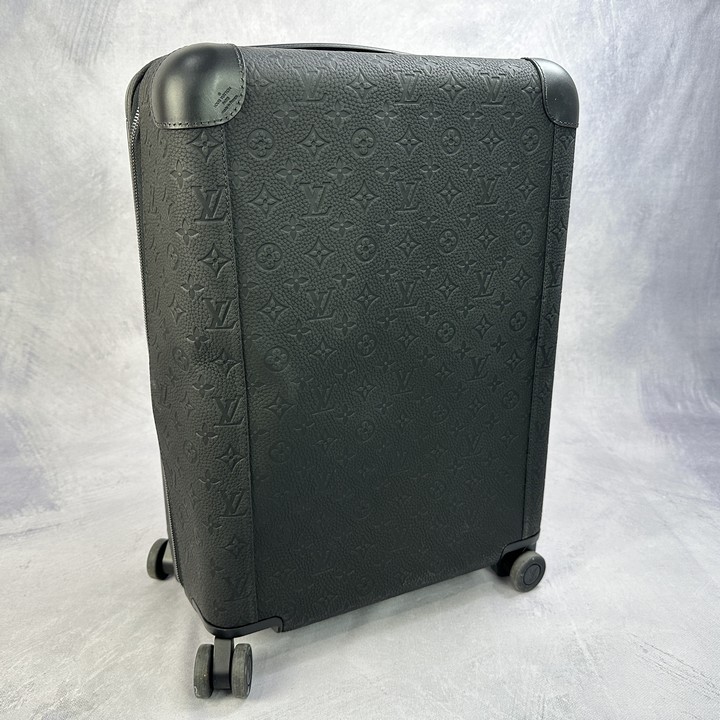 Louis Vuitton Horizon 50 Travel Case - Dimensions Approximately 50x36x22cm (VAT ONLY PAYABLE ON BUYERS PREMIUM)
