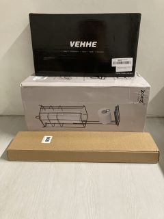 3 X ASSORTED ITEMS TO INCLUDE VEHHE PAPER TOWEL HOLDER