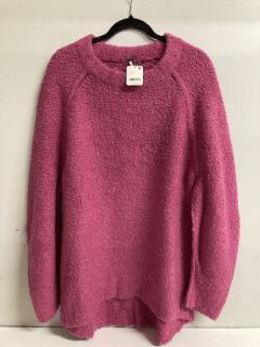 WOMENS PINK JUMPER SIZE SMALL RRP £158.00