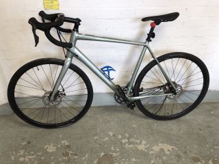 CANNONDALE BICYCLE (MPSD46168650)