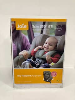 JOIE SPIN 360 GTI I-SIZE SPINNING CAR SEAT IN SHALE - RRP: £200: LOCATION - FRONT BOOTH