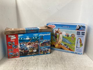 PLAYMOBIL STUNT SHOW TO INCLUDE THOMAS & FRIENDS LAUNCH AND LOOP MAINTENANCE YARD & HAWKER HURRICANE FLYING SCALE MODEL: LOCATION - I2