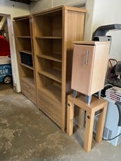 4 X ASSORTED ITEMS TO INC BOOKCASES
