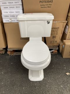 (COLLECTION ONLY) TRADITIONAL STYLE HIGH LEVEL W/C WITH CISTERN FITTINGS & SEAT (NO HIGH LEVEL FLUSH PIPE KIT) - RRP £380: LOCATION - B5