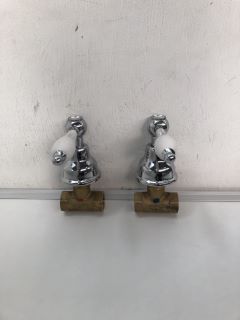 PAIR OF TRADITIONAL STYLE STOP TAPS IN CHROME & WHITE - RRP £225: LOCATION - R1
