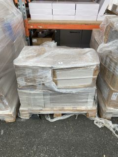 PALLET OF ASSORTED CERAMIC WALL TILES TO INCLUDE 250 X 500MM IN GREY MATT: LOCATION - B1 (KERBSIDE PALLET DELIVERY)