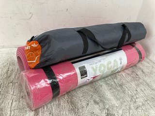 FESTIVAL DOME TENT TO INCLUDE 2 X SOFT MATS IN PINK: LOCATION - D1