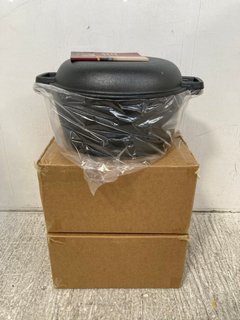 2 X OVERMOUNT CAST IRON COOKING POTS WITH LIDS COMBINED RRP £102.00: LOCATION - A10