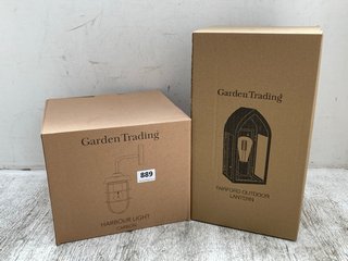 GARDEN TRADING HARBOUR LIGHT IN CARBON TO INCLUDE GARDEN TRADING FAIRFORD OUTDOOR LANTERN: LOCATION - B7