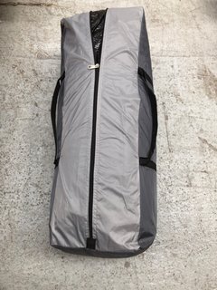 GREY POLED TENT WITH GREY CARRY BAG: LOCATION - AR1