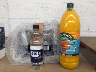 (COLLECTION ONLY) 2 X SOFT DRINK ITEMS TO INCLUDE RADNOR SPRING STILL WATER & ROBINSONS ORANGE CORDIAL: LOCATION - BR11