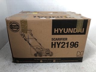 HYUNDAI HY2196 SCARIFIER CORDLESS LAWN MOWER - RRP £290: LOCATION - B12