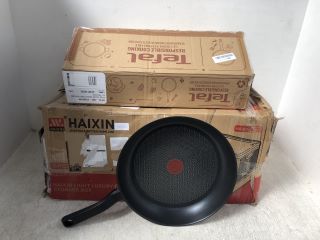 HAIXIN LIGHT LUXURY STORAGE BOX TO INCLUDE TEFAL LARGE NON-STICK FRYING PAN: LOCATION - B13