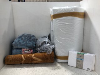 QTY OF ASSORTED HOUSEHOLD & BEDDING ITEMS TO INCLUDE DIOR EXTRA SOFT THROW: LOCATION - D2