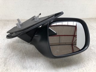 VEHICLE RIGHT SIDE MIRROR: LOCATION - D8