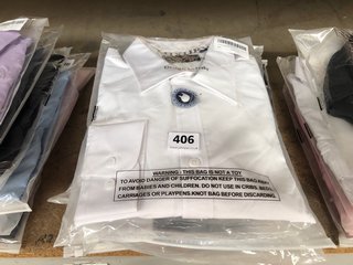 QTY OF ASSORTED MENS SOFT BUSINESS POLOS IN VARIOUS COLOURS & SIZES TO INCLUDE WHITE - UK SIZE X-LARGE: LOCATION - C18