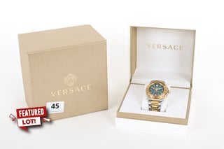 VERSACE MENS CHRONOGRAPH MASTERS WATCH IN GREEN RRP - £1130: LOCATION - WHITE BOOTH