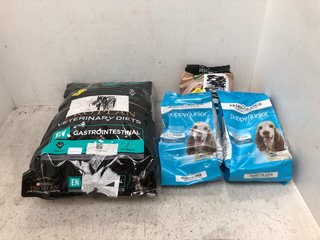 4 X ASSORTED PET FOOD ITEMS TO INCLUDE ARDEN GRANGE PUPPY 2KG FOOD BAG -BBE 15/05/2025: LOCATION - C14