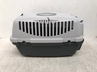 CAT CARRIER IN GREY: LOCATION - C10